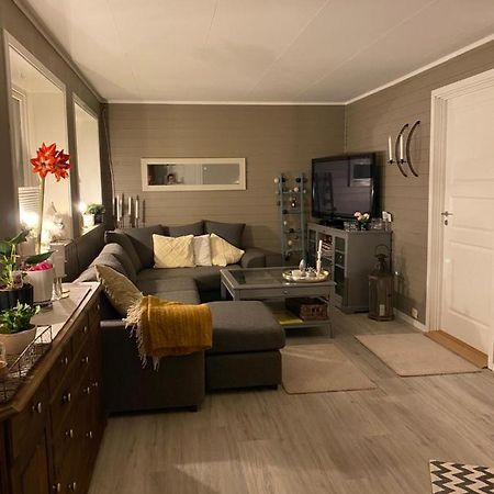 Lyngen, Mackay Appartment, Lyngen Lyngseidet Bagian luar foto