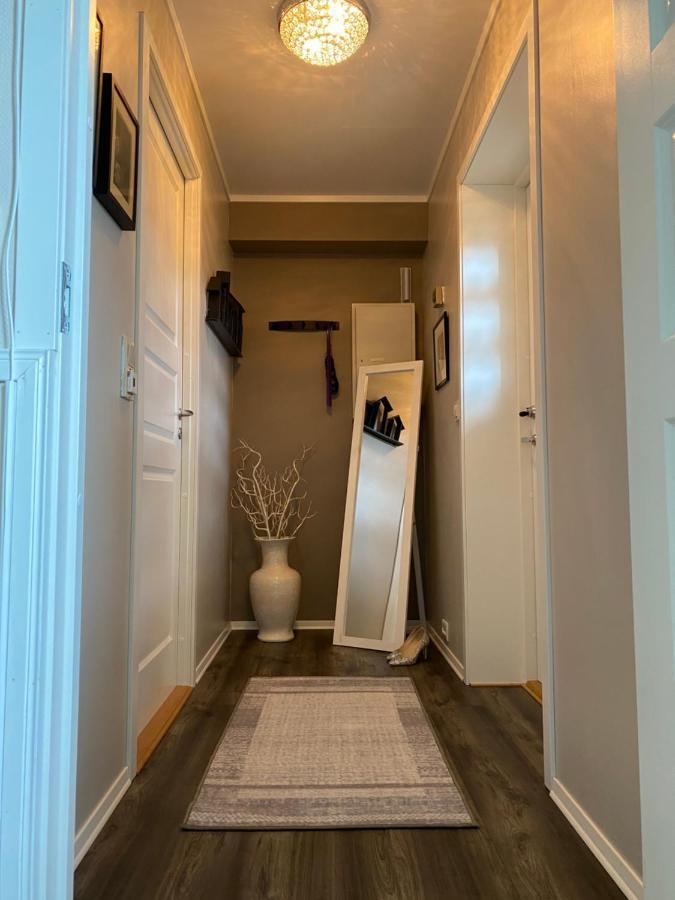 Lyngen, Mackay Appartment, Lyngen Lyngseidet Bagian luar foto
