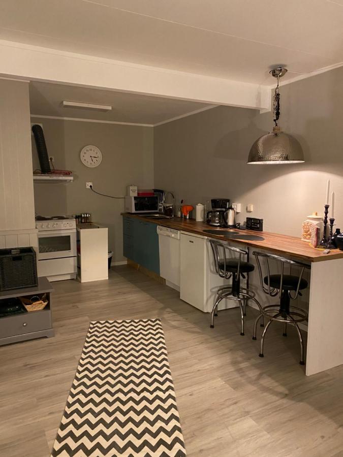 Lyngen, Mackay Appartment, Lyngen Lyngseidet Bagian luar foto